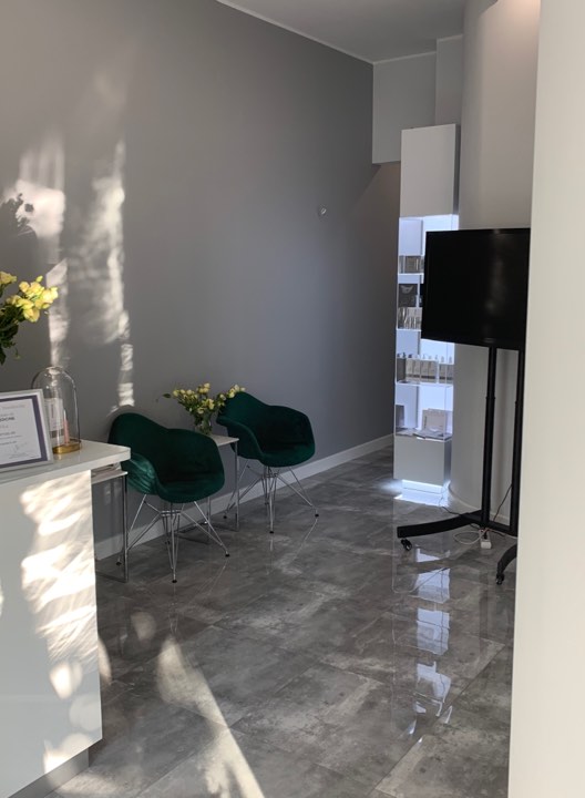 Sprzedam gabinet lekarski na Kabatach