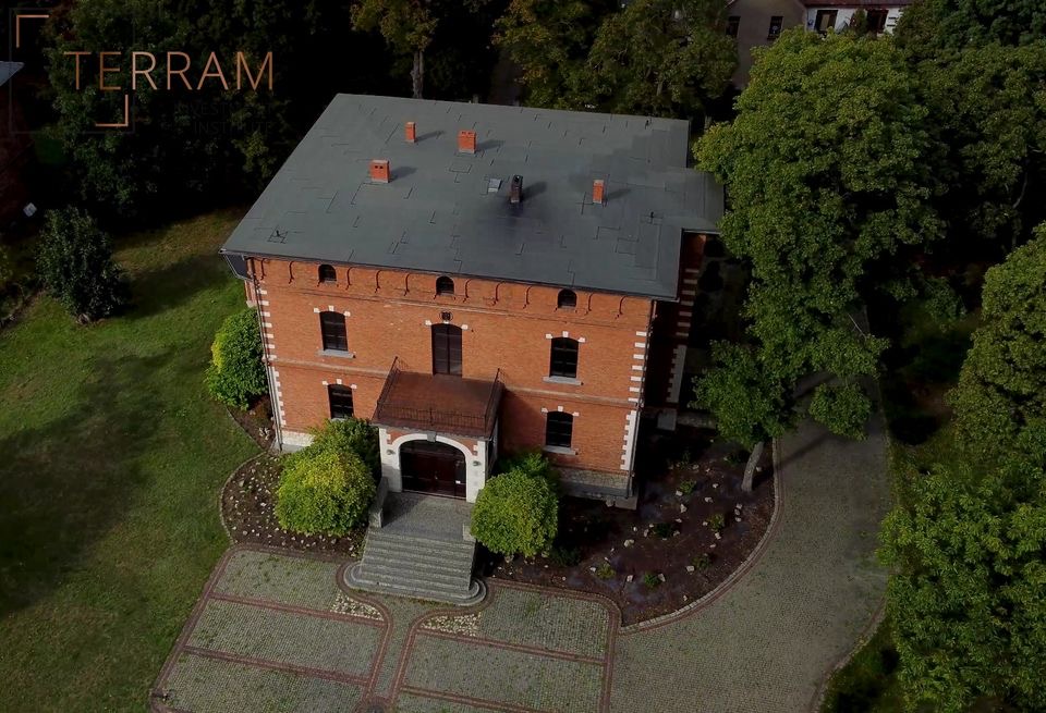 Pałac/dworekw Kaletach