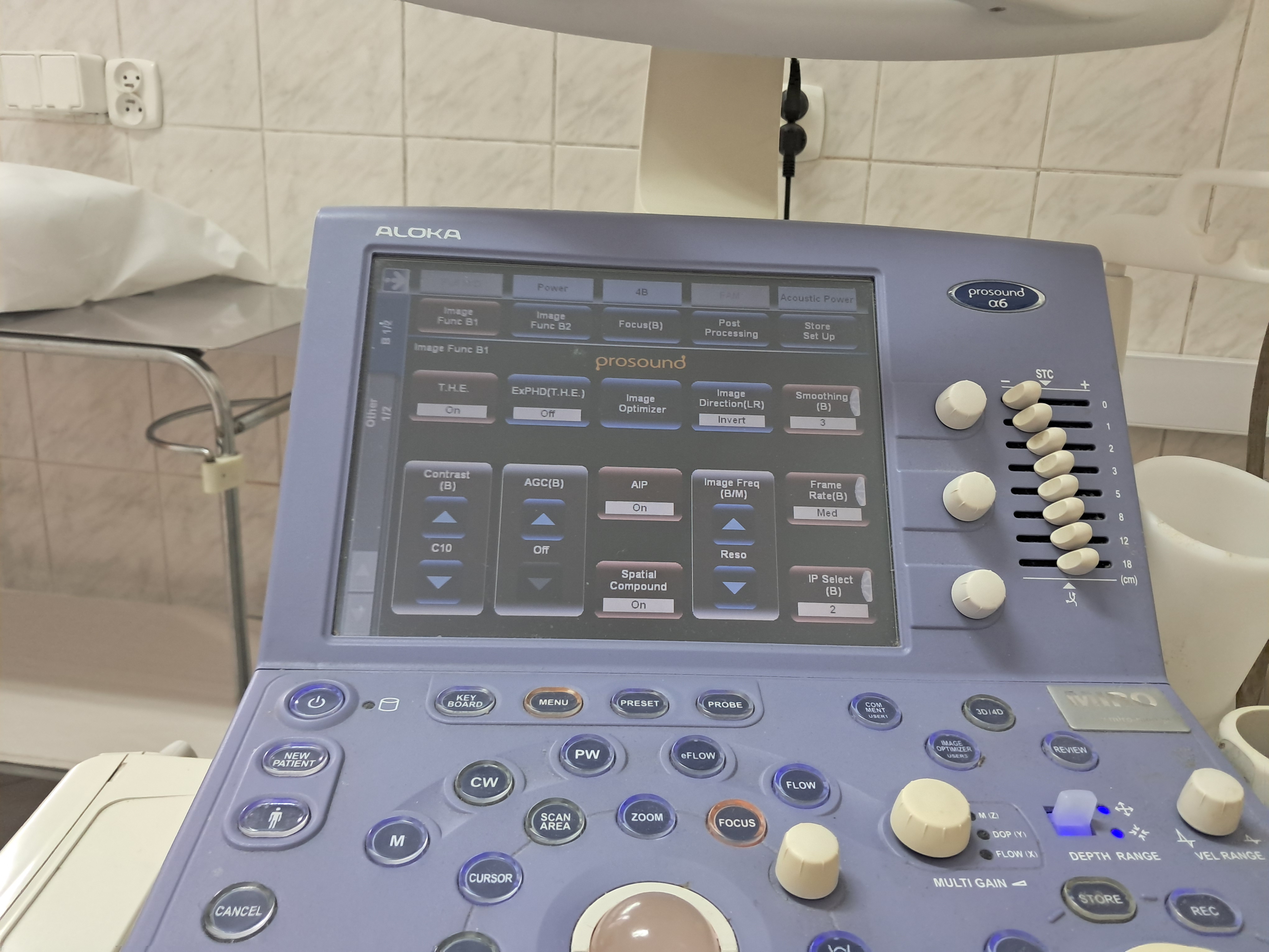 USG HITACHI ALOKA ProSound ALPHA 6 Rok produkcji 2015